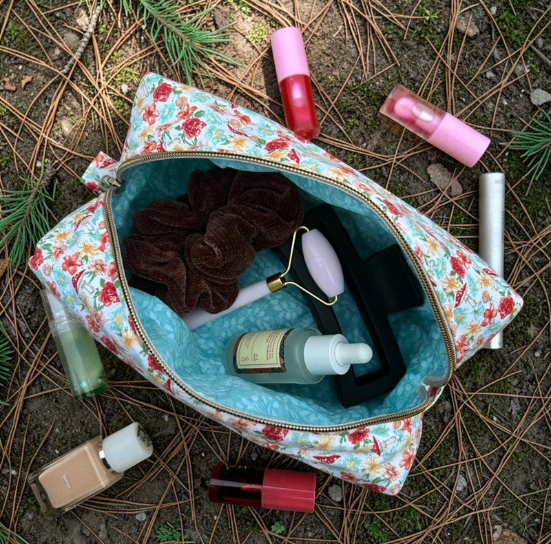 Wildflower Vanity | Large Essentials Bag